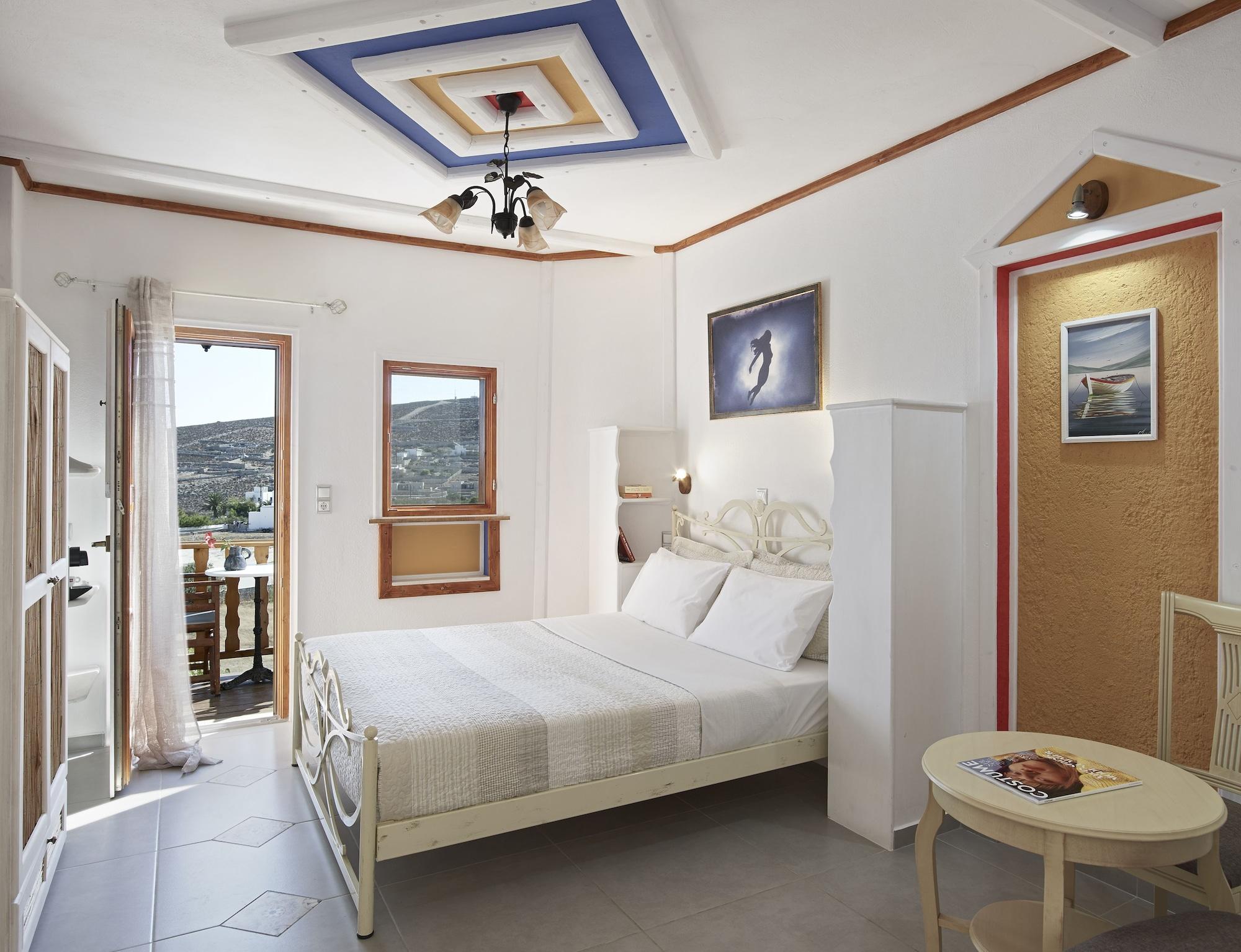 Polikandia Hotel Folegandros Town Exterior photo