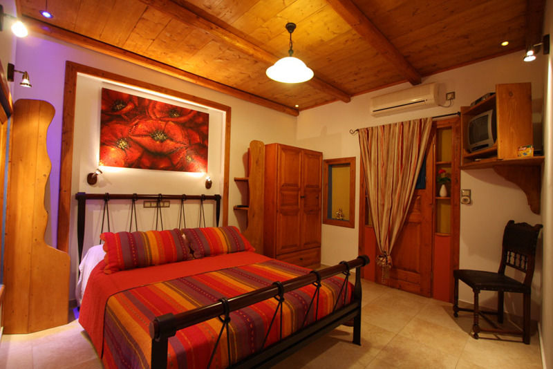 Polikandia Hotel Folegandros Town Exterior photo