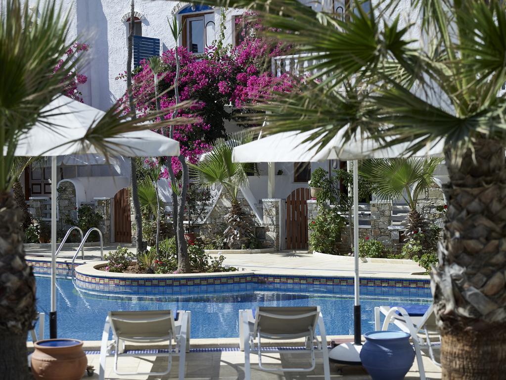 Polikandia Hotel Folegandros Town Exterior photo