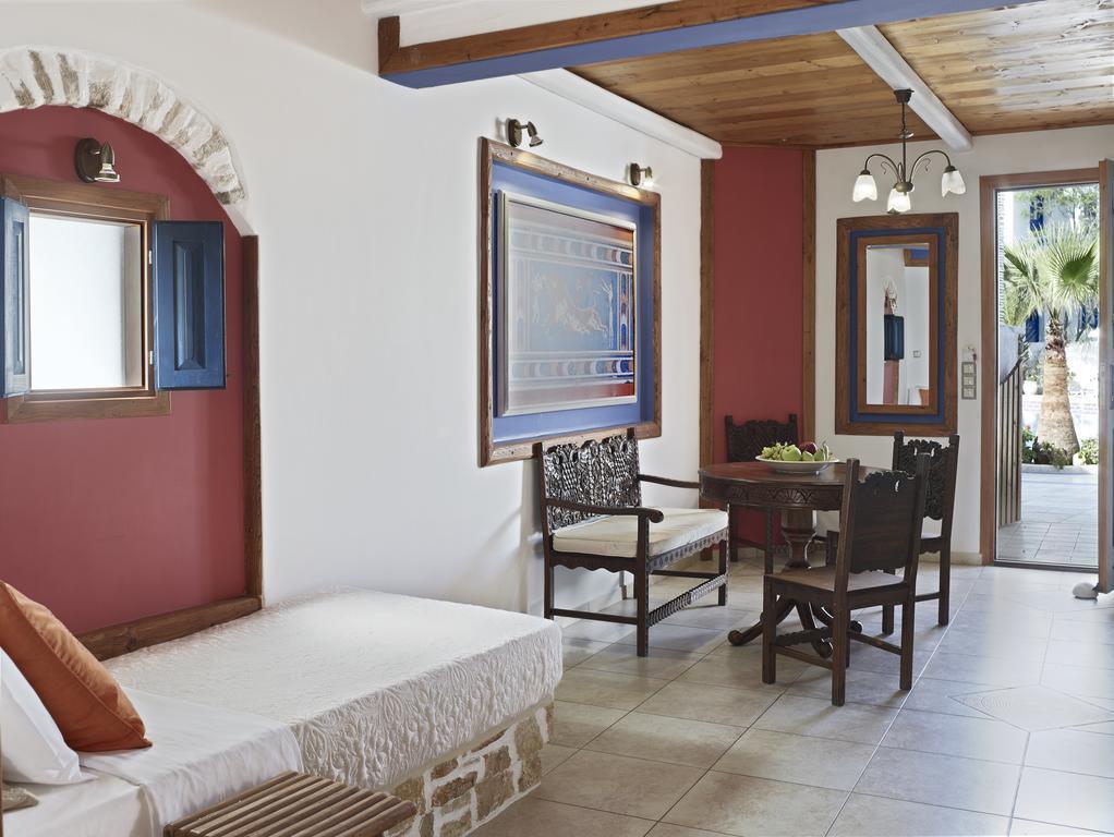 Polikandia Hotel Folegandros Town Exterior photo