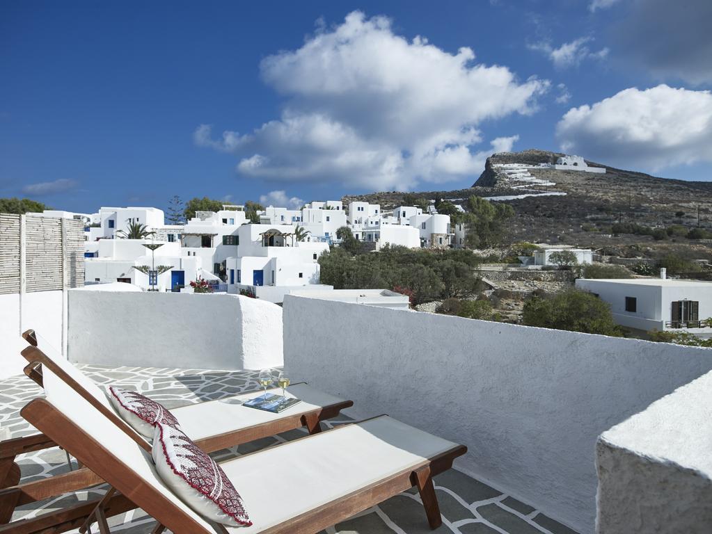 Polikandia Hotel Folegandros Town Exterior photo